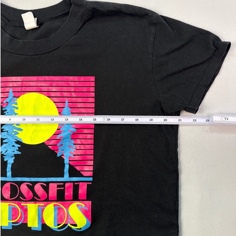 Alternative CrossFit Aptos Womens M Black Neon Retro Graphic Crop Top T-Shirt - Picture 3 of 8